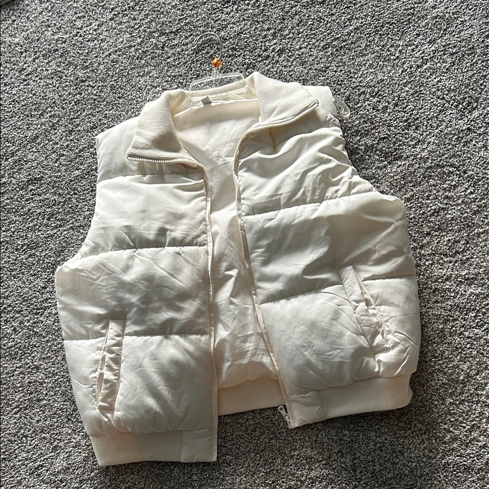 Madden Girl Ivory Puffer Jacket